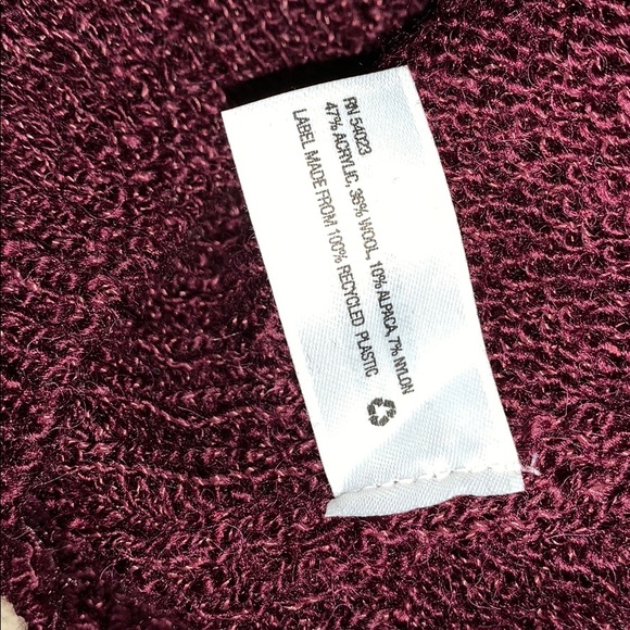 Gap Sweater - Picture 5 of 5